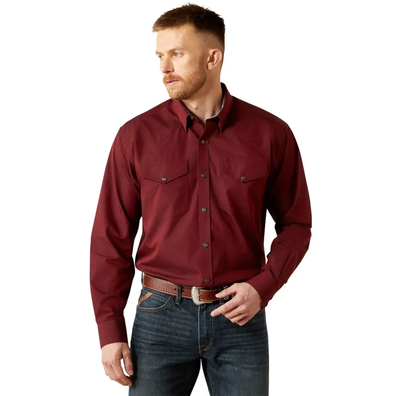 10065914 Ariat Men's Wrinkle Free Solid Pinpoint Oxford Classic Fit Long Sleeve Snap Shirt - Burgundy 1