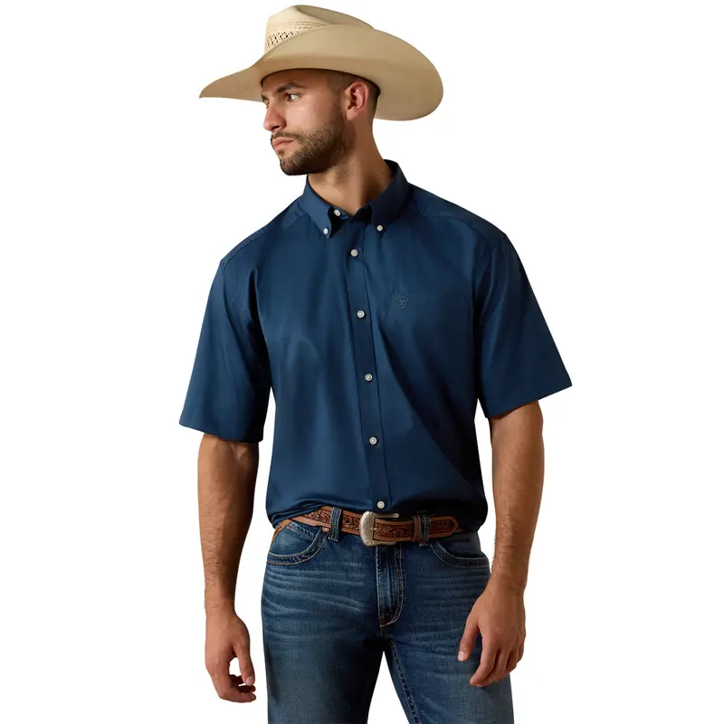 10073616 Ariat Men's Lightweight Twill Classic Fit Short Sleeve Shirt - Key Largo 1