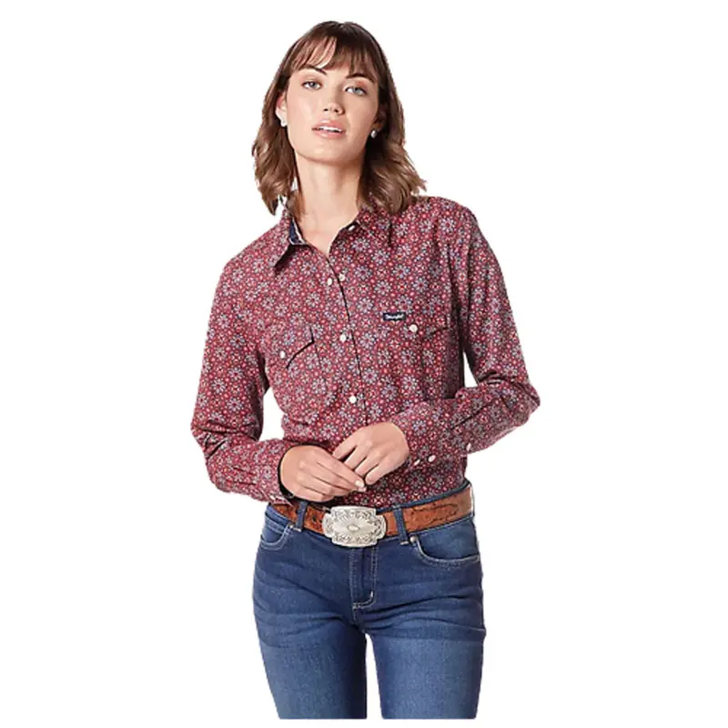 112336527 Wrangler Women's Retro Long Sleeve Shirt - True Red 1