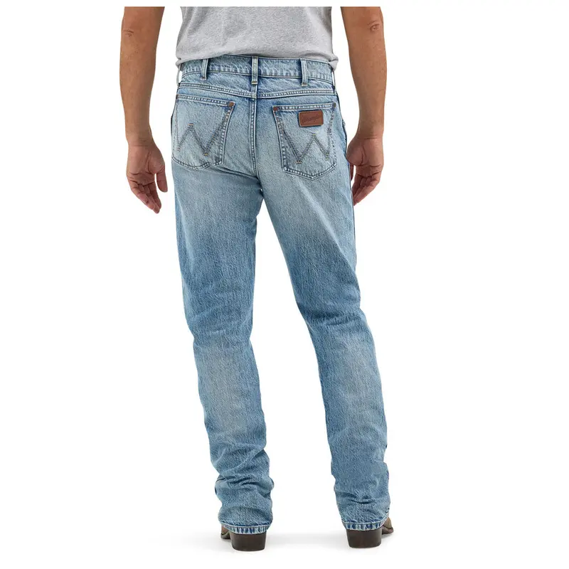 112367904 Wrangler Men's Retro Slim Boot Jean - Jones 1