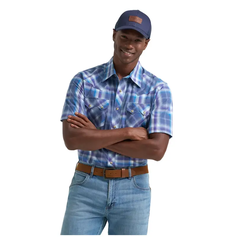 112374756 Wrangler Men's Retro® Short Sleeve Modern Fit Snap Shirt - Blue/Purple 1