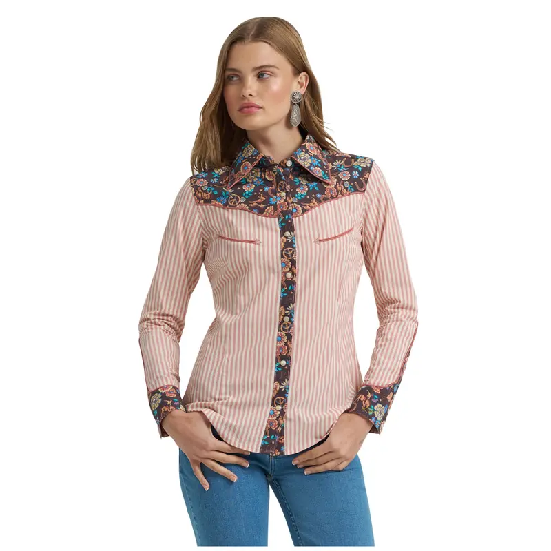 112375560 Wrangler X Lainey Wilson Women's Prairie Print Western Snap Shirt - White 1