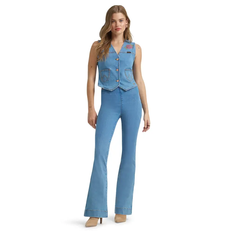 112375596 Wrangler X Lainey Wilson Women's Pull On Flare Jean - Blue 1