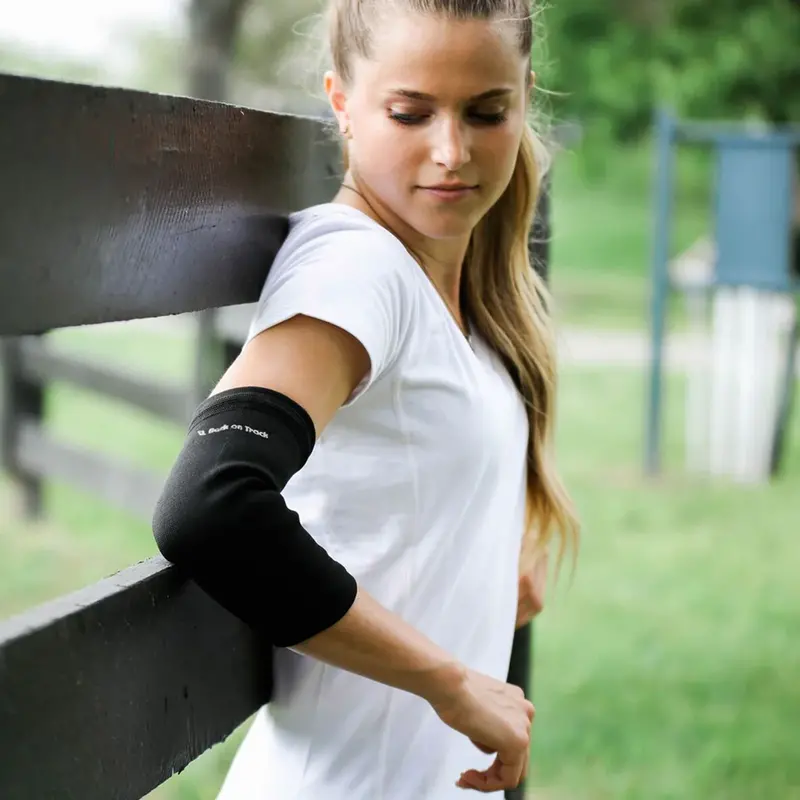 1200000 Back On Track Elbow Brace With Classic 2-Way Stretch - Black 1