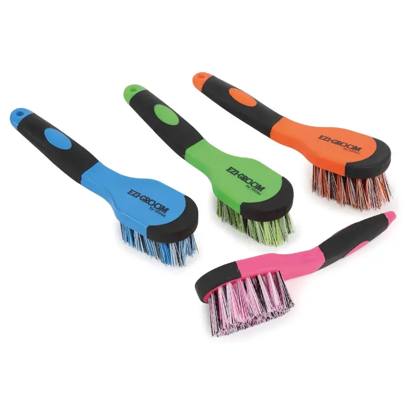 1379 Shires Ezi-Groom Bucket Brush 1