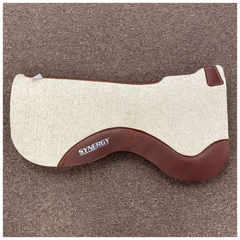 36008-5043-18 Synergy Contoured Close Contact Performance Saddle Pad Natural 1