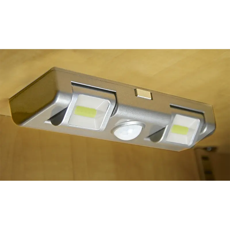 Auto 8 Led Light With Pir Sensor 3 X Aa Cell 1