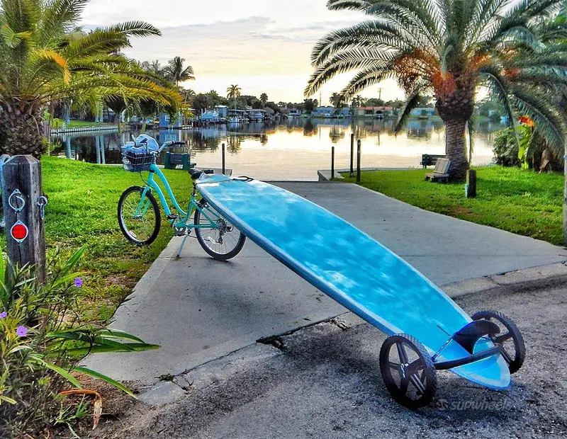 Carrier Surfboard - Evolution Surf - Longboard, Surfboard Bike Trailer 1