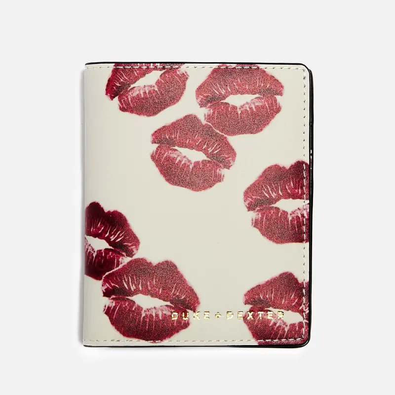 Dean Kisses Wallet 1