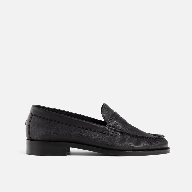 Ezra Black Tumbled Ruched Loafer - Women's 1