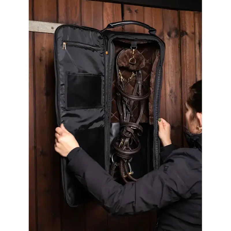 It04977 Lemieux Luxe Bridle Bag - Black 1