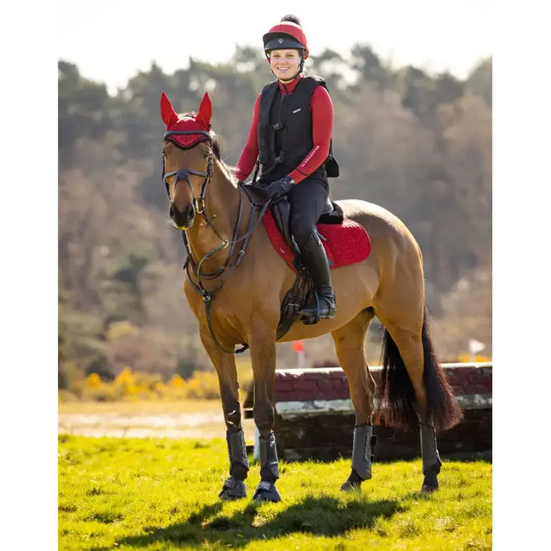It07599 Lemieux Suede Close Contact Square English Saddle Pad - Chilli 1