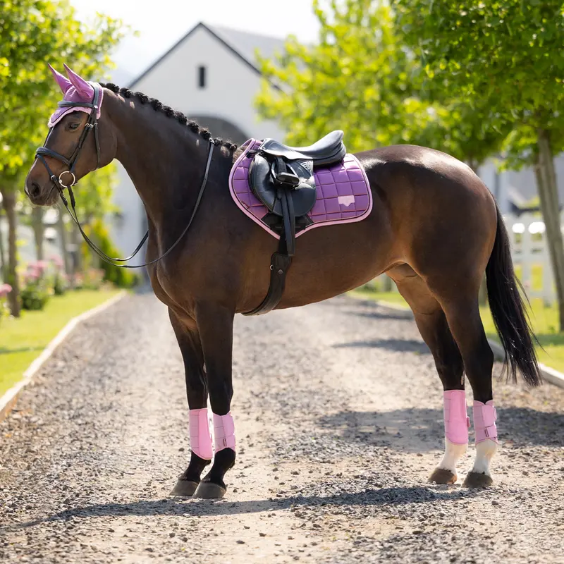 It08284 Lemieux Loire Classic Satin Close Contact Square English Saddle Pad - Mallow 1