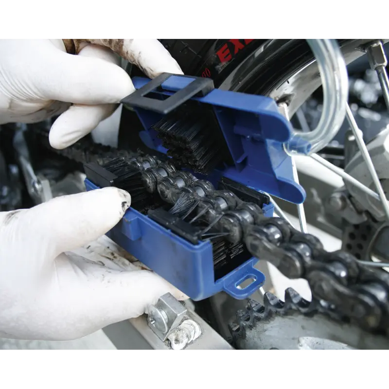 Motorcycle Chain Cleaning Kit 1