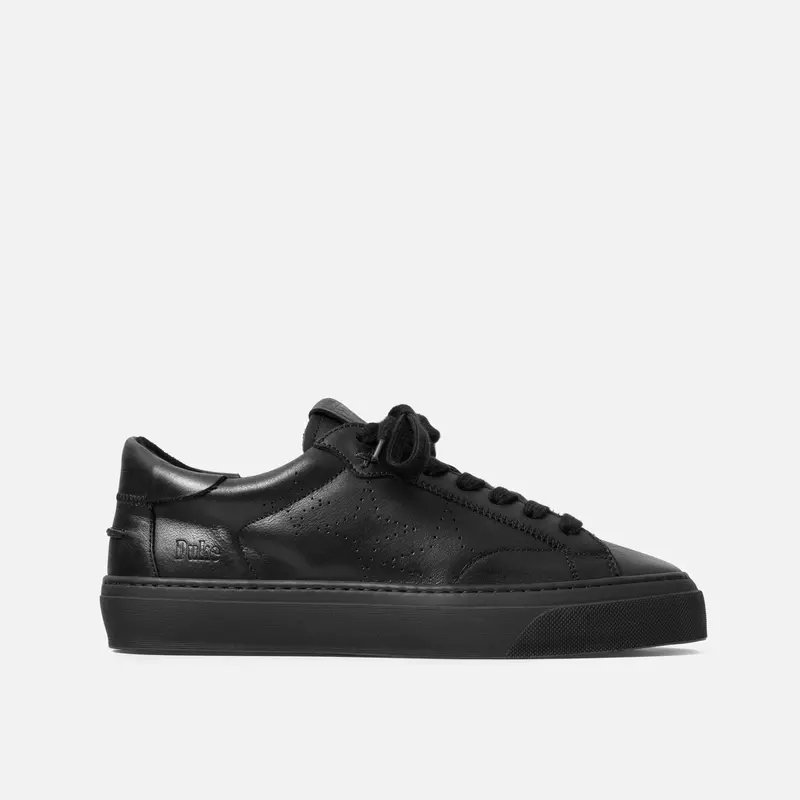 Plus Court Black Sneaker - Women's 1