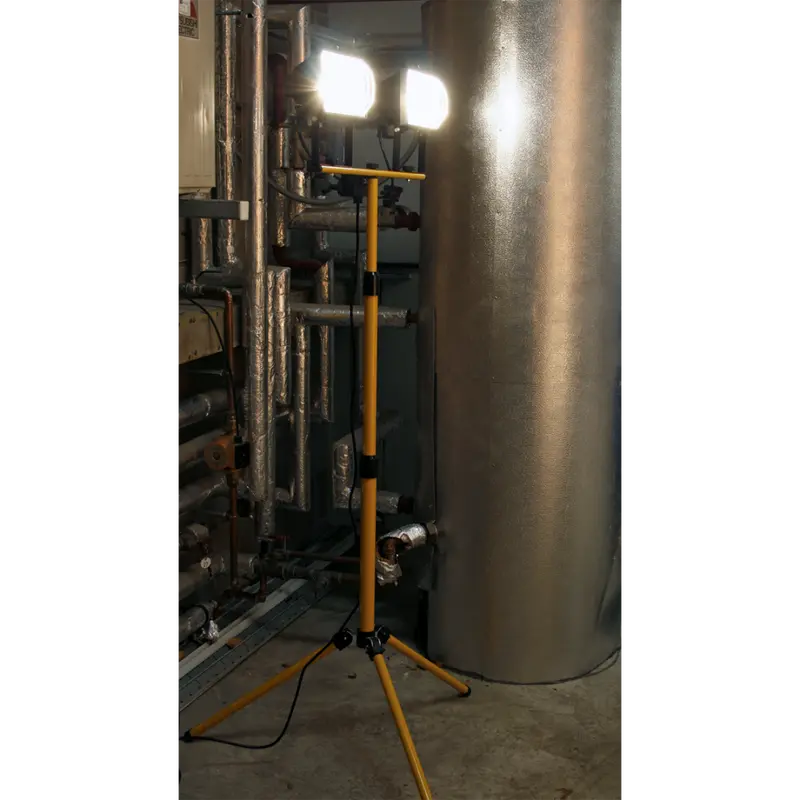 Telescopic Floodlight 2 X 400W-230V Tungsten-Halogen C-Class 1